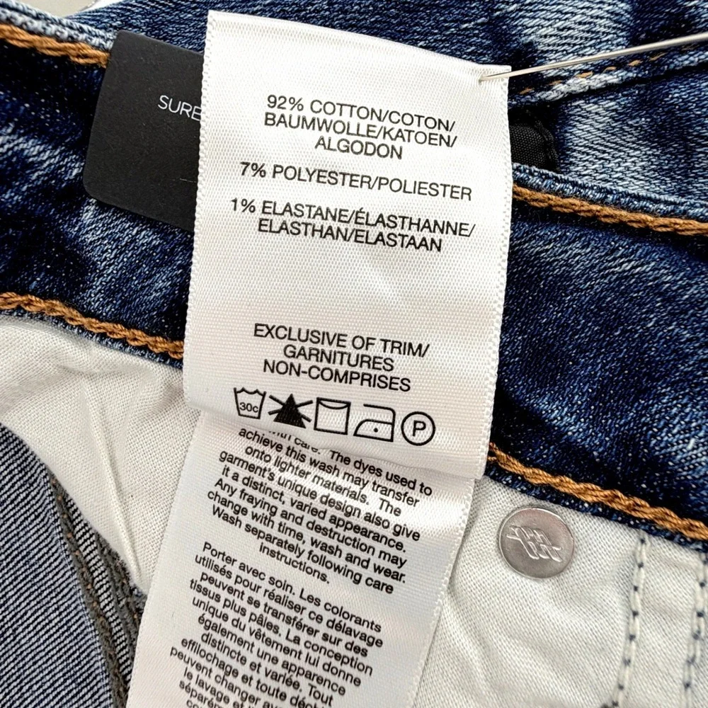 Silver Jeans Co Sure Thing Long Short Womens 31 Indigo NWT High Rise Distressed